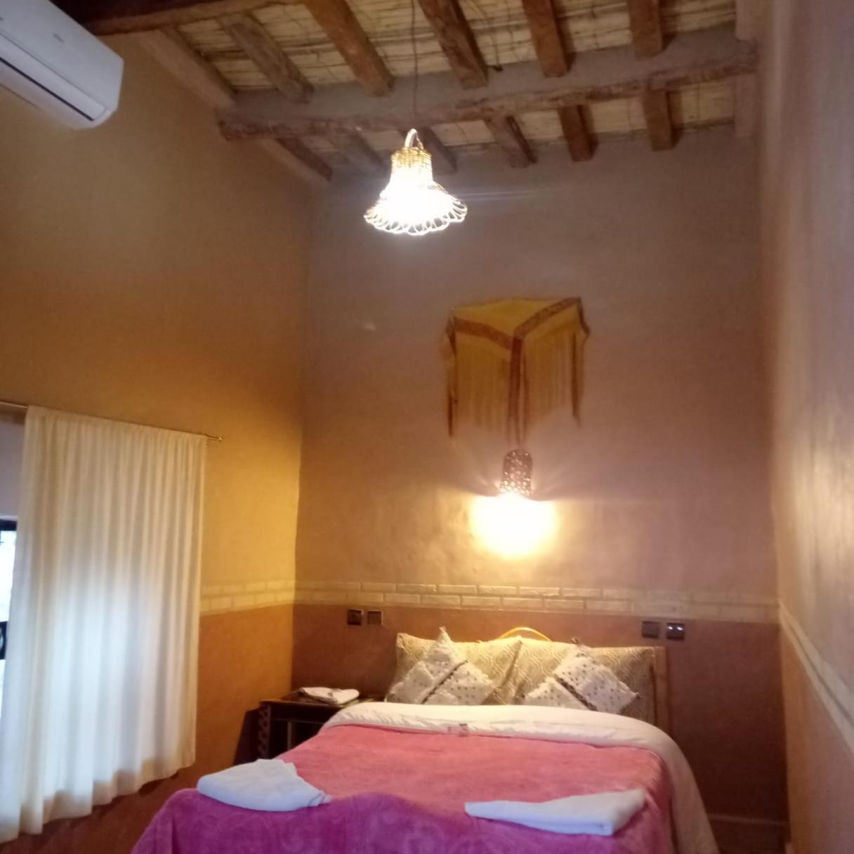 La Perle De Saghro Hotel Nkob Buitenkant foto